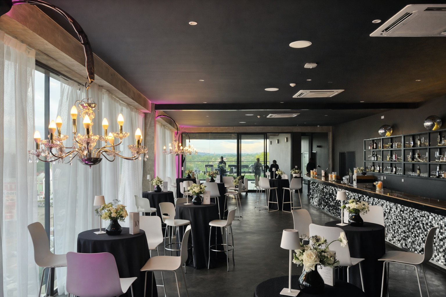 Elegant floor service staff